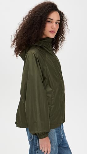 Women's Flyweight Nylon Barn Jacket4