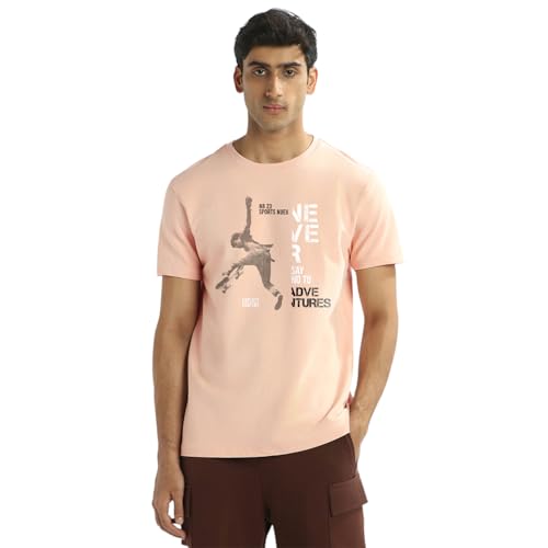 T-shirt homme regular fit NOBERO pour éviter les hauts trop serrés en taille M