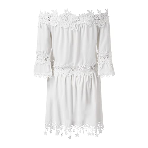 Robe d'été bohème chic aux finitions dentelle et coupe midi structurée
