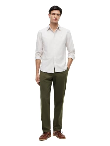 Image of Tommy Hilfiger Men's Long Sleeve Oxford Shirts in Regular Fit, Men's Button Down Shirts, Also Available in Big and Tall