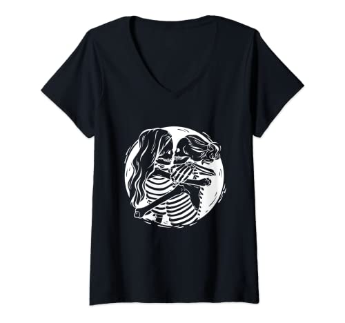 Womens Lesbian Couple LGBTQ Pride Skeletons Kissing Pride month. V-Neck T-Shirt