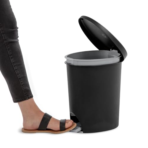Caneca de basura pequeña para baño 2.6 gal plástico negra miniatura 7