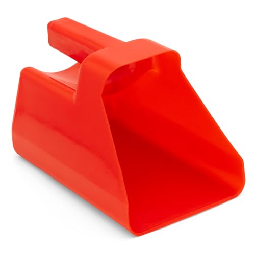 Jeffers Super Scoop 3 Quart Lightweight and Heavy Duty Plastic Feed Scoop for Pet Food Grain Dog Food Cat Litter Flour Rice Chicken Feed Garden Soil Barn Farm and Outdoor Use - Red