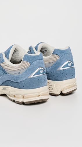 New Balance Men's 2002R Sneakers3