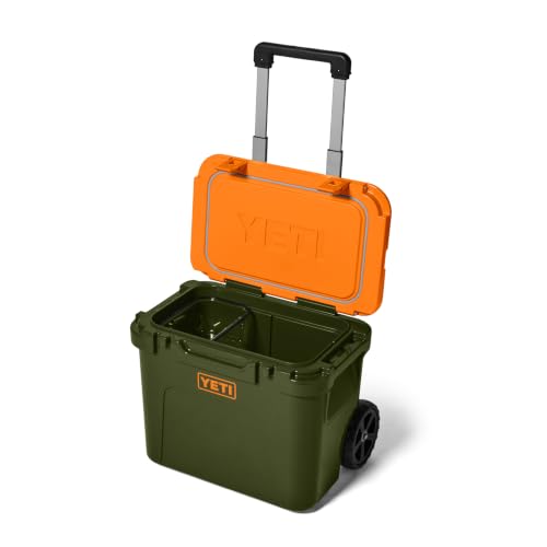 Image of YETI Roadie 32 Wheeled Cooler