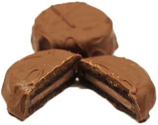 Scott's Cakes 1 lb. Milk Chocolate Covered Chocolate Creme Sandwich in a Blue Flake Tray with Red Krinkle