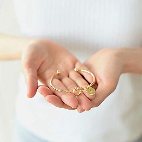 Bridesmaid Proposal Gifts, Gold Tie The Knot Bridesmaid Bracelet With Initial M Bridesmaids Gifts For Wedding, Matron Maid Of Honor Gift Bridal Wedding Party Gifts Bridesmaid Bracelet Jewelry #TOP2