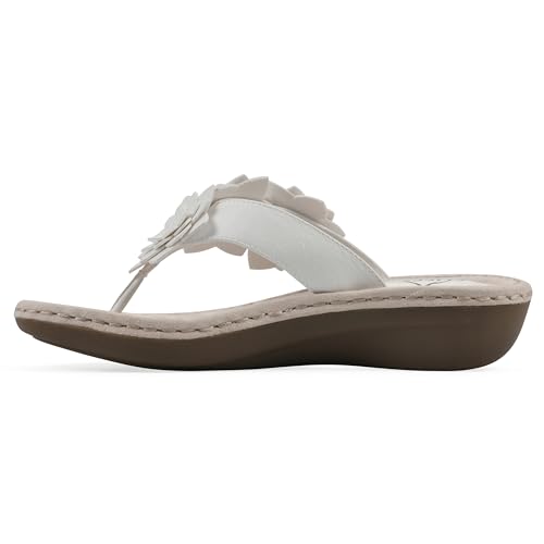 Image of CLIFFS BY WHITE MOUNTAIN Women's Content Floral Sandal
