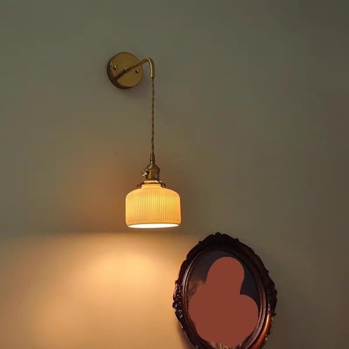 Applique céramique vintage pour remplacer les lampes de chevet encombrantes - 5