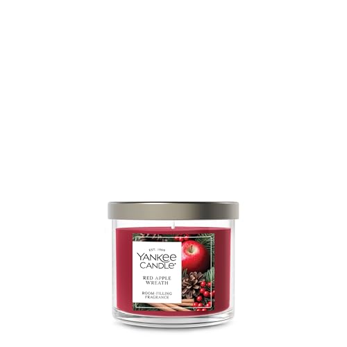 Red Apple Wreath Tumbler Candle