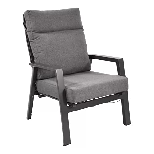 Ein Stuhl, der den Sommer einlädt