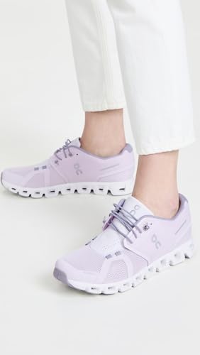 Image of On Women's Cloud 5 Sneakers