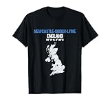 En este diseño se pueden ver las coordenadas de Newcastle-under-Lyme. Ciudad natal para papá, mamá, abuelo, abuela, día de la madre y día del padre. Muestra tu entusiasmo por la ciudad inglesa de Newcastle-under-Lyme con este diseño.