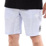 Craquez pour le short de la marque UMBRO ! - Coloris : Bleu Ciel - Taille élastique - Logo UMBRO - Bande sur les cotés - Composition : 100% Polyester