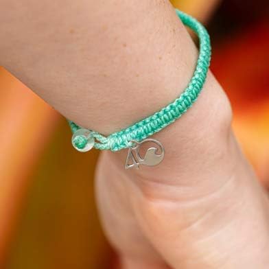 4Ocean Handmade Braided Bracelet From Recycled Plastic With Silver 4O Charm