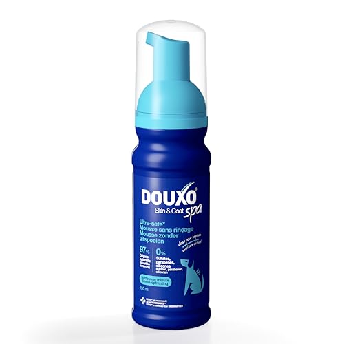 DOUXO Skin & Coat Spa - Ultra-Safe Mousse sans rinçage pour Chiens, 150 ML, nettoie et rafraîchit Le Poil en Toute sécurité, Laisse Le Pelage Doux, Brillant et agréablement parfumé, respecte la Peau.