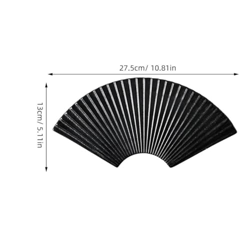 Plato de cerámica negro en forma de abanico para sushi miniatura 2