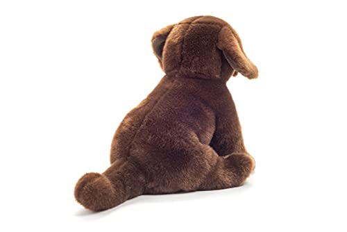Teddy Hermann 91958 Hund Labrador sitzend Dunkelbraun 25 cm, Kuscheltier mit idealem Recyclinganteil (Füllmaterial)
