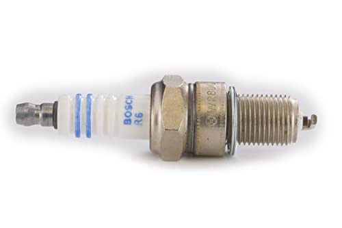 Image of Bosch Spark Plug F002G40510 - Type WR8DC |Compatible for Maruti Suzuki Carburetor Models-Omni Esteem