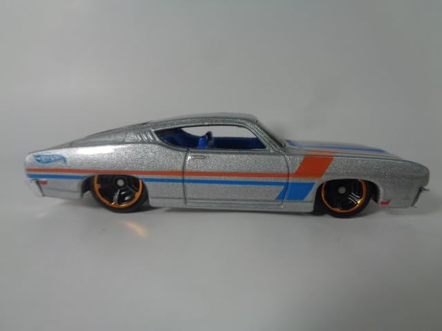 ヴィンテージレーシング　69フォードトリノタラデガ 69 フォード トリノ タラデガ ホットホイール (カスタム リアル
