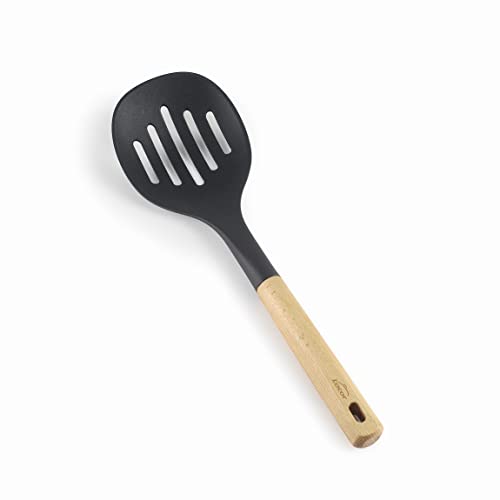 Lacor - 68283 - Espumadera Nordic, Espumaderas de Cocina, Utensilios de Cocina, Cabezal de Nylon, Libre de BPA, Antiadherente, Mango Ergonómico de Madera de Haya, Longitud 34,3 cm