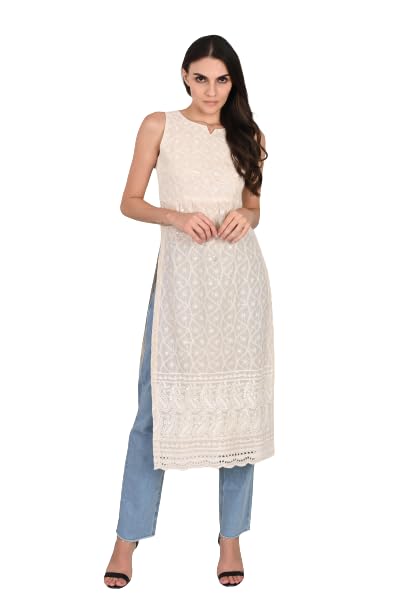 Kurta Chikankari Nyra Cut d'Exception en Blanc Cassé : Artisanat Traditionnel Aashita Creations