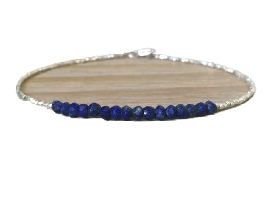 Bracelet lapis-lazuli 3mm à porter au quotidien pour sublimer un look minimaliste chic