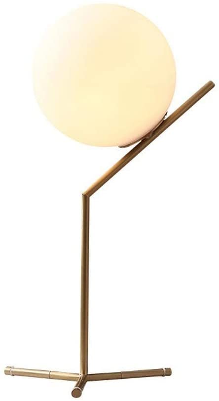Lampe de bureau en fer forgé doré pour ambiance café et salon