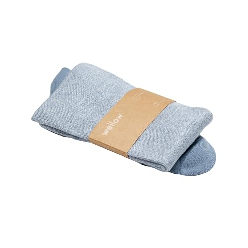 Image of Wellow Knee High Compression Socks for Men & Women, 18-25 mmHg, Bamboo Viscose, Swelling Relief
