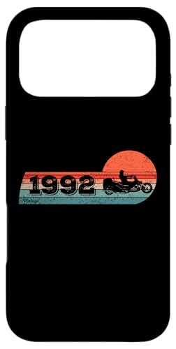 gCJ[ Be[W 1992 N܂ a gCJ[ l̎] gCJ[ X}zP[X iPhone 17 Pro Max p