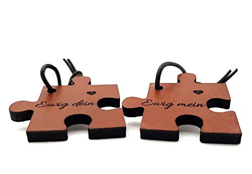 CHRISCK design 2 echte Leder Schlüsselanhänger mit Namen - Gravur Puzzle Anhänger - Paar Liebes Geschenk für Männer und Frauen - Partner Anhänger als Geschenkidee Hochzeitstag Jahrestag