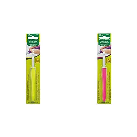 Clover Amour Crochet Hooks, Sizes 7.0mm and L/8.0mm Cover