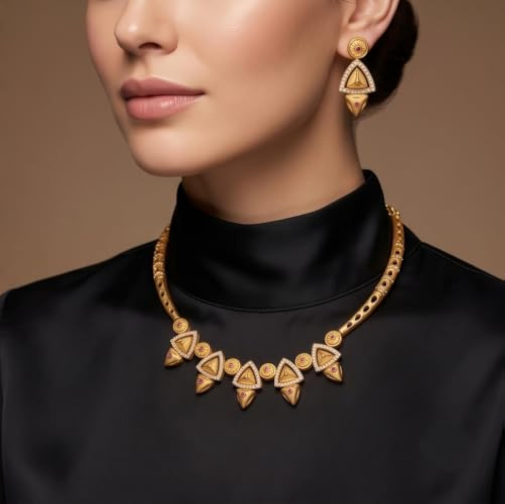 Women's Fan Motif Goldenen Set, Elegant Design