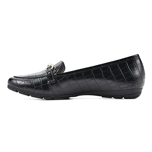 Image of CLIFFS BY WHITE MOUNTAIN Women's Glowing Cushioned Loafer Flat