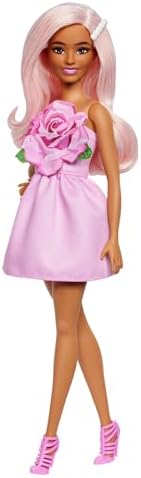 Barbie Fashionistas Puppe im Pastellkleid #238 | Modepuppe mit rosa Haaren, trägerlosem Kleid und Perlenhaarspange, ab 3 Jahren, HYT94