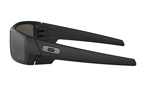 Oakley Men's Gascan Sunglasses, Matte Black Frame Polarized Black Mirror Lens, 61 mm2