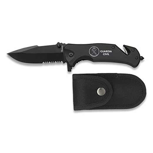 Navaja con Grabado Emblema Guardia Civil Negra Seguridad Hoja 8,3 cm para Caza, Pesca, Camping, Outdoor, Supervivencia y Bushcraft Albainox 19800GR257 + Llavero Mosquetón de Regalo
