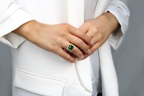 Bague émeraude Anémone de haute joaillerie pour femme élégante