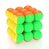 基本的な性能は通常の3x3x3のキューブと同等です。 見た目のインパクトはかなりのもので実際にスクランブル（混ぜてみると）いつもとかなり違った印象になります。 角がないキューブは触感も面白くぜひ一度遊んでみてほしいです。 パズルを解く楽しみもありますが、各部品がスムースに動きます。 手遊びとしてかちゃかゃ回しているだけでも楽しいという特徴もあります。