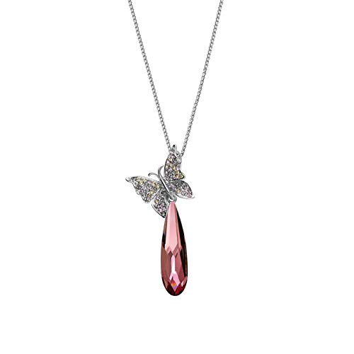 Collier papillon en cristal pavé idéal pour sublimer vos tenues