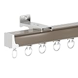 Bande silencieuse : cette tringle à rideau comprend une bande silencieuse intégrée conçue pour minimiser le bruit, permettant un mouvement fluide du rail de plafond en aluminium sans déranger votre famille. Idéal pour créer un environnement paisible, ce produit améliore votre décoration d'intérieur tout en offrant de la fonctionnalité. Parfait pour les salons, les chambres, et plus encore