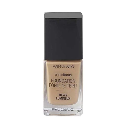 Wet n Wild - Photo Focus Foundation DEWY - Base Ligera, Hidratante y Supernutritiva para Pieles Normales y Secas - Atenúa las Imperfecciones y Minimiza los Poros - Vegano - Classic Beige - 1 Unidad