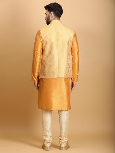 Image of Ethluxis Men Kurta Pyjama Jacket Set