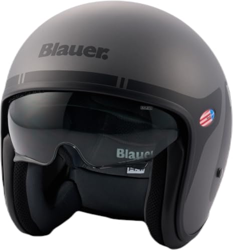 Casque jet Blauer Pilot GO protège du vent sans encombrer la selle
