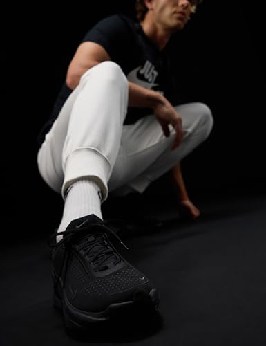 Image of Nike Mens Air Zoom Upturn Sc Sneakers