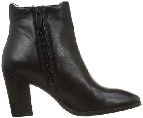 Les Tropéziennes par M. Belarbi Lost, Stivaletto