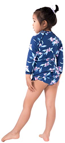 Image of ToBeInStyle Girls' 3 /4 Sleeve Graphic Print Mock Neck Rashguard Top