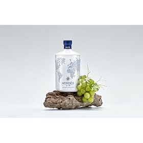 NORDÉS Premium Gin | Made from a Portion of Wine Alcohol and 6 Galician Botanicals. Fresh, Aromatic and Well-Balanced Flavour. 40% Alcohol Volume - Bottle Size 70cl – Nordés