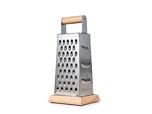 Hanseküche Premium Reibe aus Edelstahl mit Holzboden – Gemüsehobel mit edlem Auffangbrett, Vierkantreibe, Küchenreibe, Käsereibe, Gemüsehobel, Allzweckreibe, Standreibe, mit Behälter