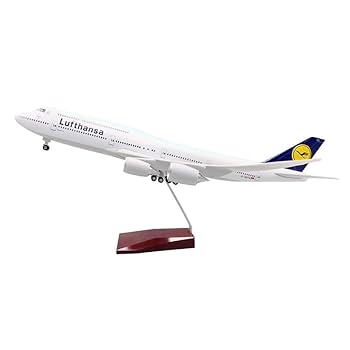 Amazon.com: ANDSYYDS 1:150 Scale 47cm B747 Airplane Model
